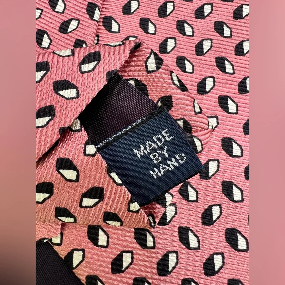 Polo Ralph Lauren- Elegant Pink and‎ Black Men's Tie, Hand Made, USA 100% Silk